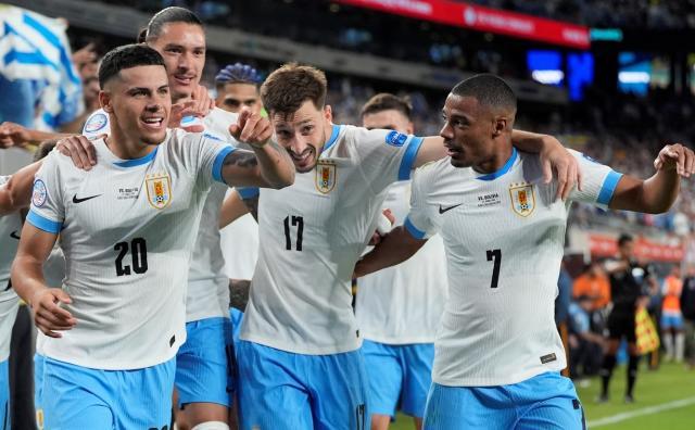 开云体育-努涅斯大杀四方，贝尔萨：还不确定我们是夺冠大热